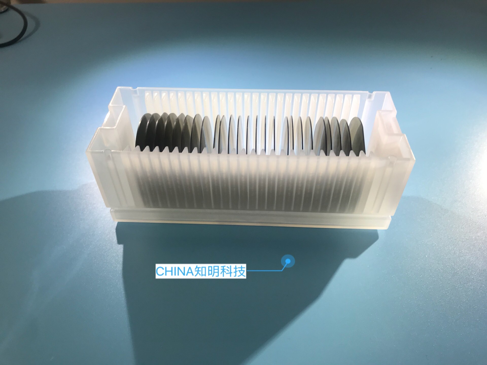 2 4 Inch Silicon Carbide Wafer 6H/ 4HN Dummy SiC Crystal Wafers For