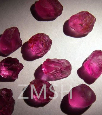 Hot Pink FL Grade Lab Created Sapphire Raw Gemstones With Mohs Hardness 9  Diamond